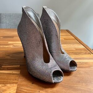 Gianvito Rossi Vamp Kaleido Sparkle Glitter Peep Toe Booties Multicolor size 41